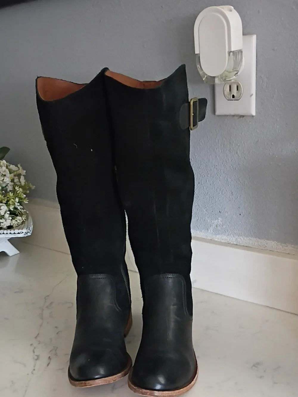 Kork Ease Black Leather & Suede Knee-High Women's Riding Boots